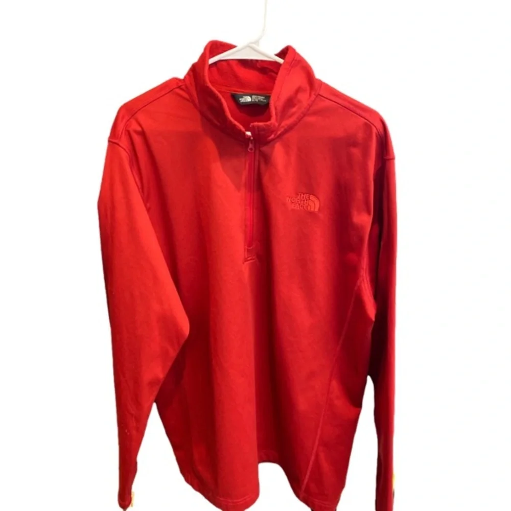 The North Face Red Fleece 1/4 Zip Men’s Long Sleeve | Size XL